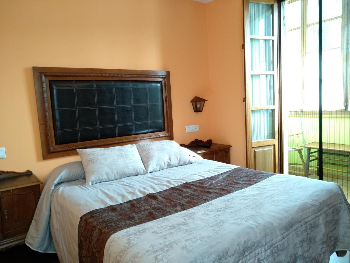 Hotel Casa Vieja Del Sastre 소토데루이나 외부 사진