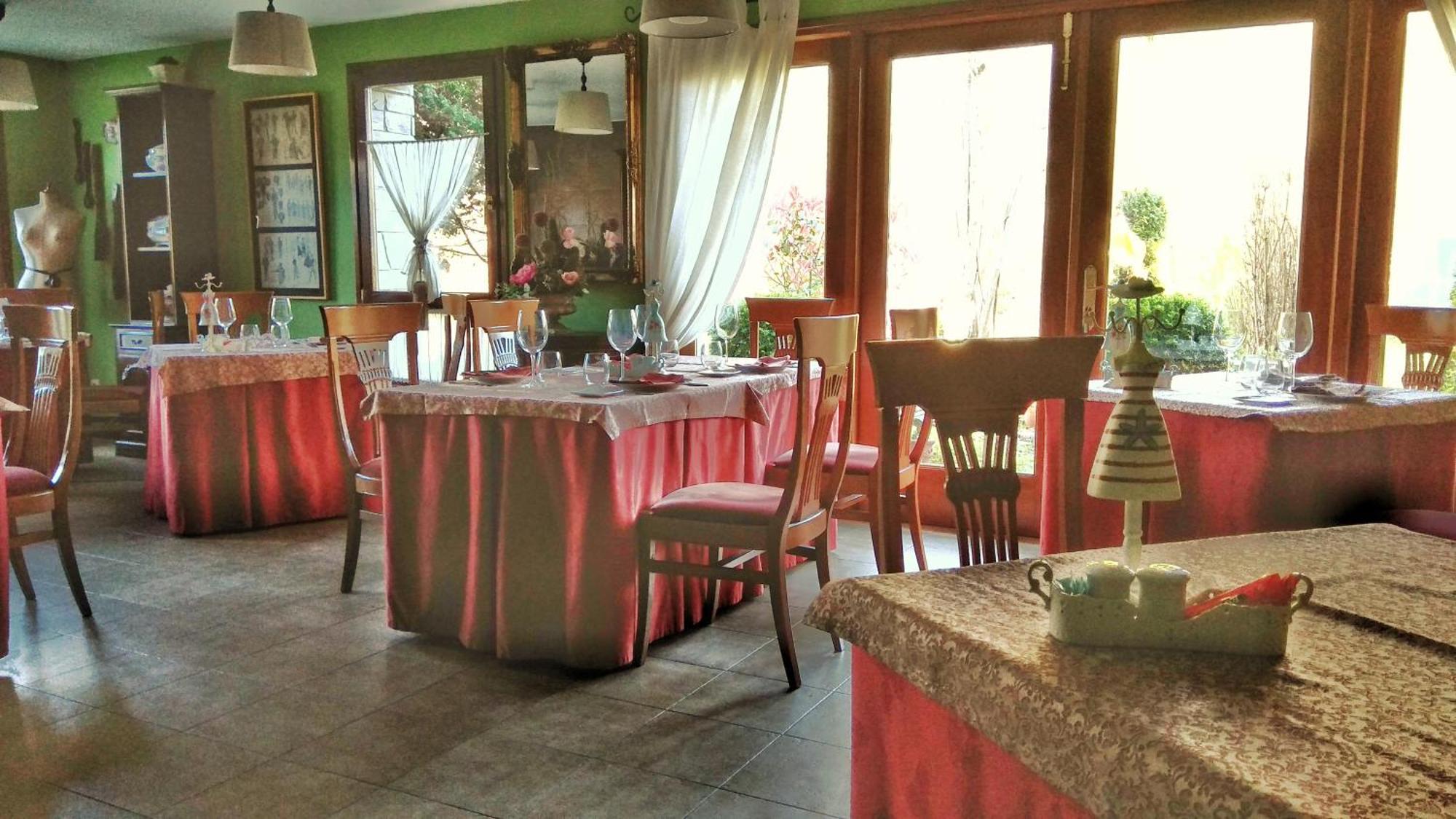 Hotel Casa Vieja Del Sastre 소토데루이나 외부 사진