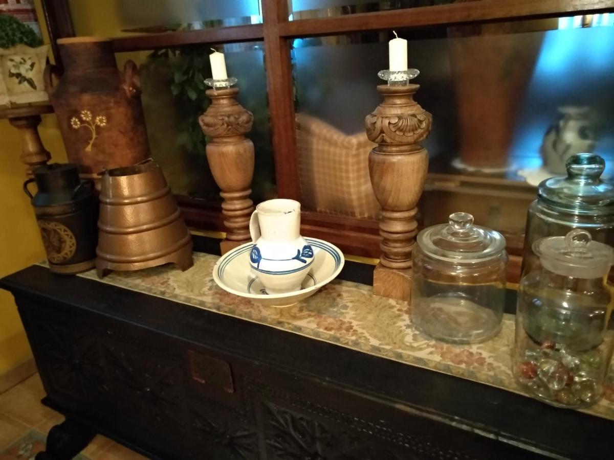 Hotel Casa Vieja Del Sastre 소토데루이나 외부 사진