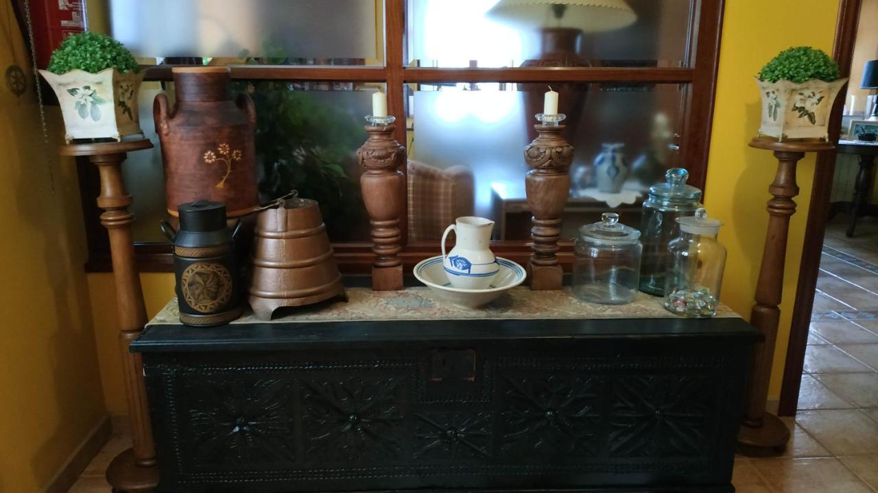 Hotel Casa Vieja Del Sastre 소토데루이나 외부 사진