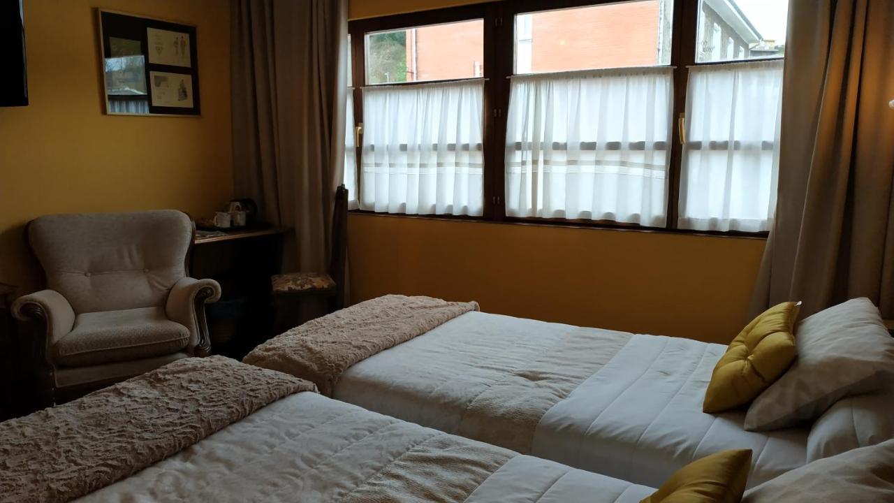 Hotel Casa Vieja Del Sastre 소토데루이나 외부 사진